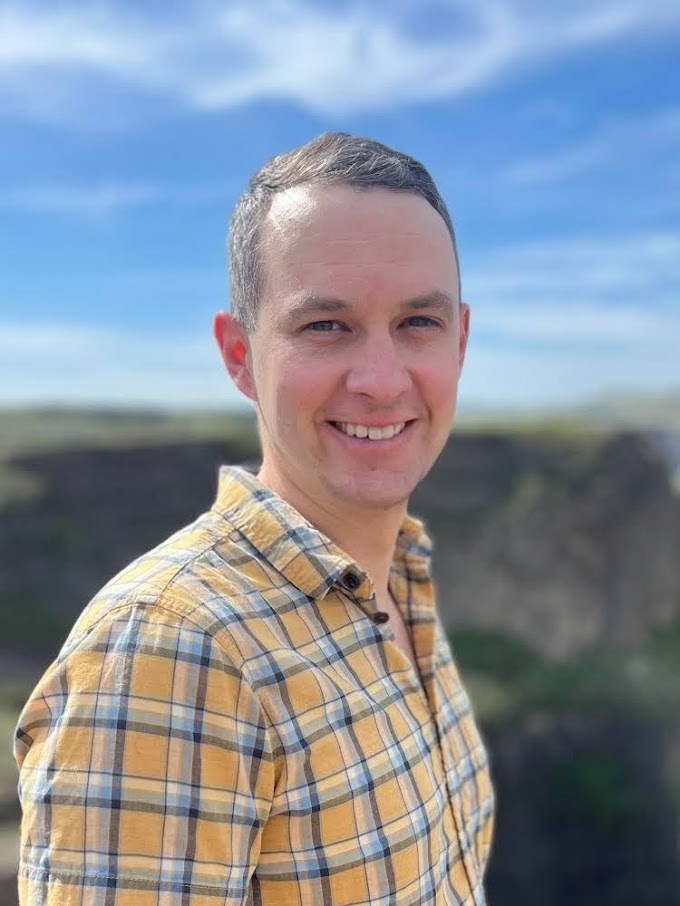 Candid portrait of Matt Cahill.