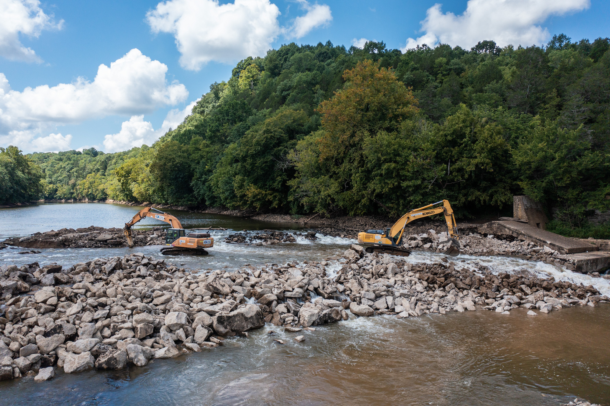 Restoration work underway in Mississippi River.